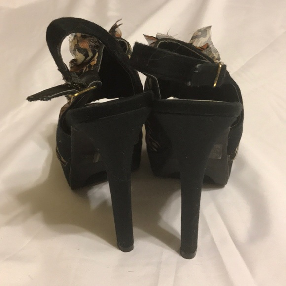 Peep toe cheetah print heels - Picture 3 of 4